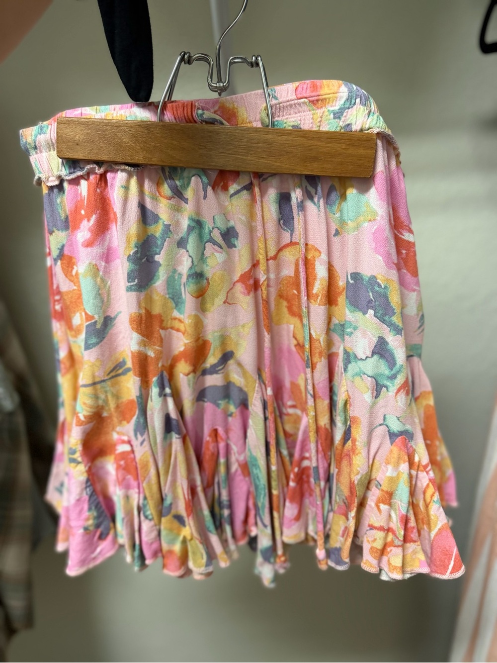 Vici Pink Multicolor Floral Ruffle Skirt